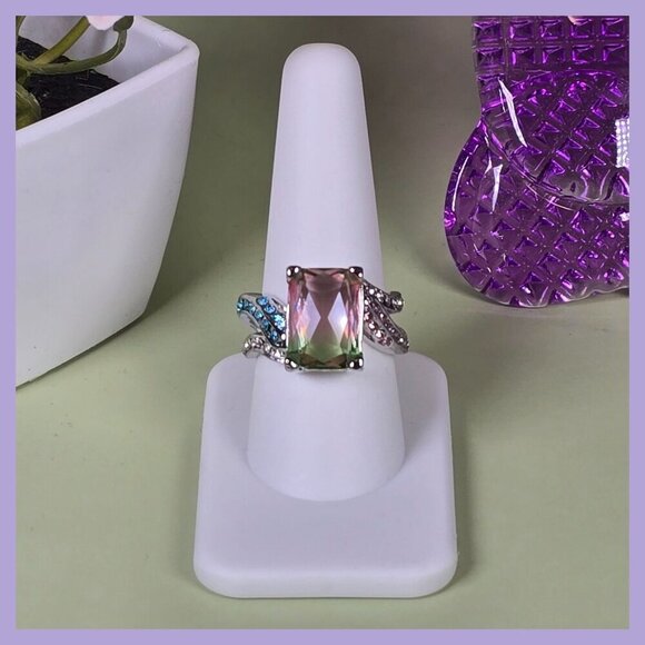 Statement Ring with Rectangular Gradient CZ Stone Size 9 (NWOT) - Picture 1 of 6
